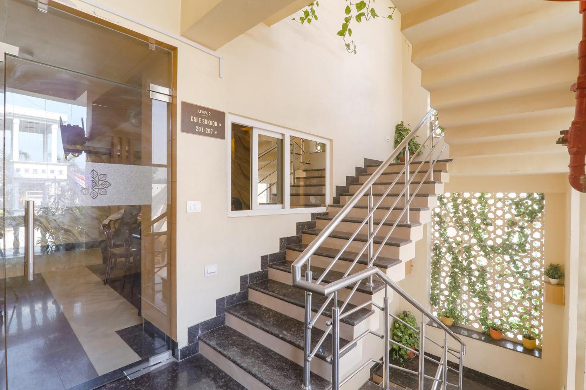 Fabhotel Raghubar Kripa Lakhnaú Exteriér fotografie